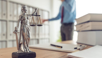 4 Qualities to Look for in Your Criminal Defense Attorney